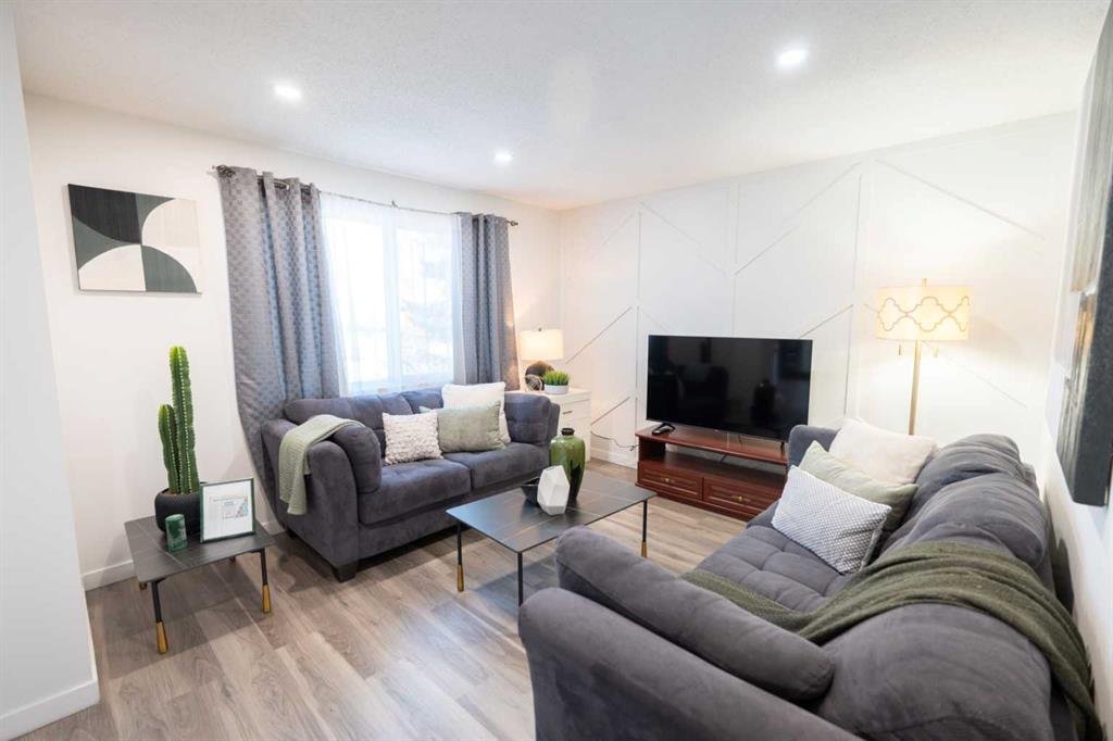 Contemporary living room staging